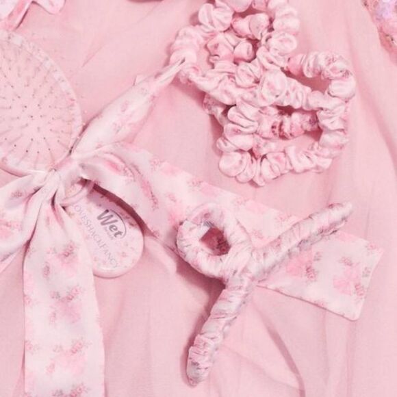 LoveShackFancy Other - Love Shack Fancy X Goody Fabric Wrap Claw
Clip - Rosa Beaux